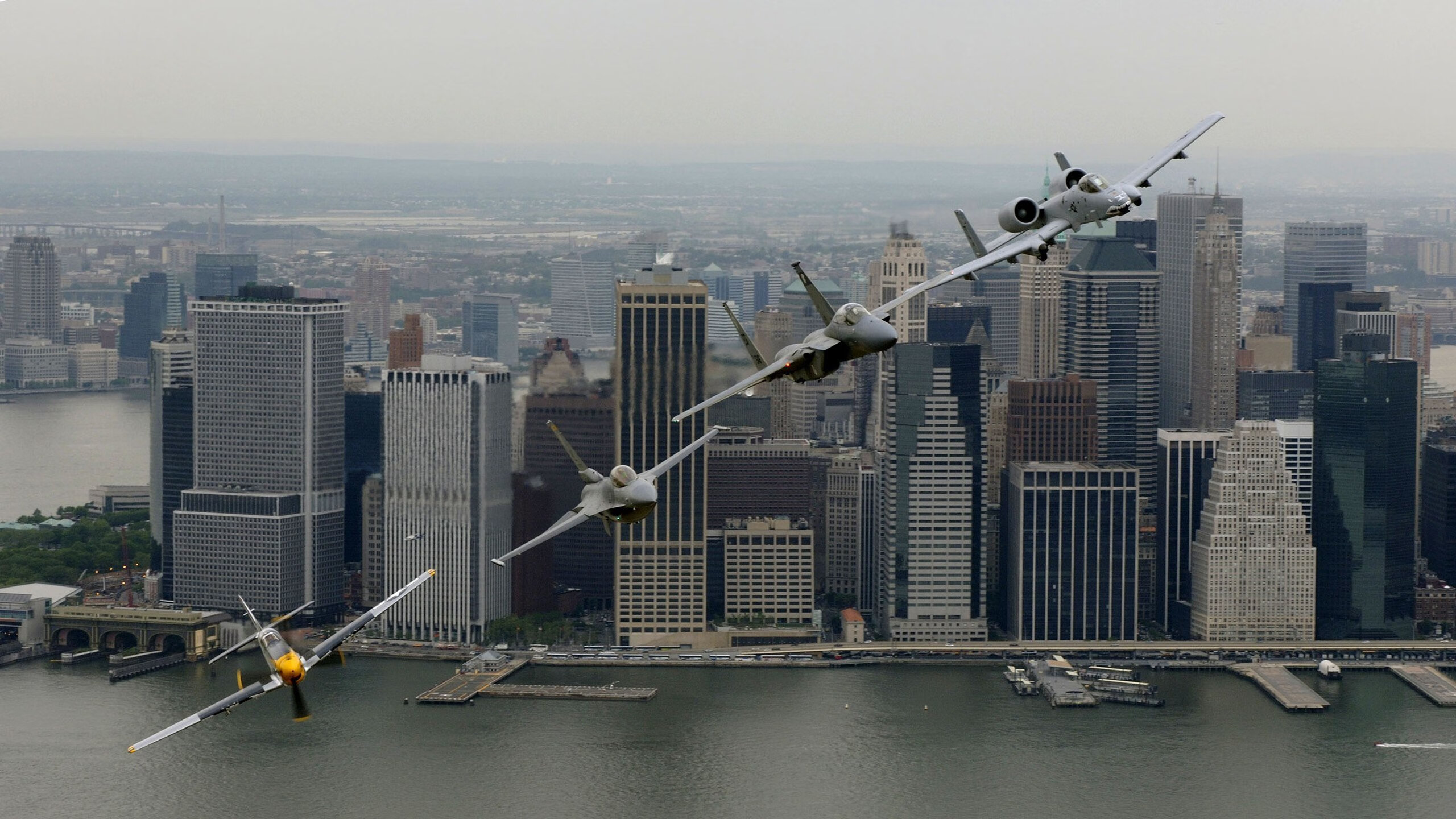 开云·体育官网-詹姆斯持球突破连续得分湖人主场再下一城，詹姆斯刚到湖人